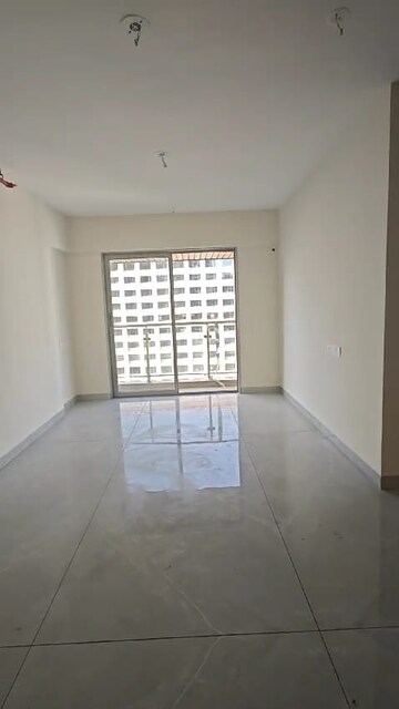 Bedroom in 3 BHK Apartment at Andheri West – for Rent