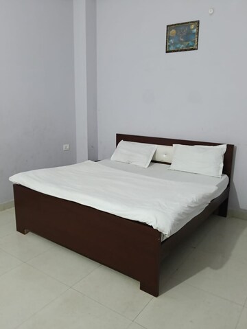 Bedroom in 5 BHK Independent House at Gomti Nagar – for Rent