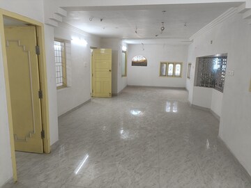 Floor Plan in  Showroom at Nanganallur – for Rent