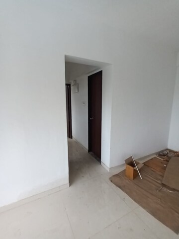 Room in 1 BHK Apartment at Lotus Residency Goregaon West, Goregaon West – for Rent