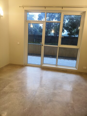 Room in 2 BHK Apartment at Ireo The Corridors, Sector 67a – for Rent