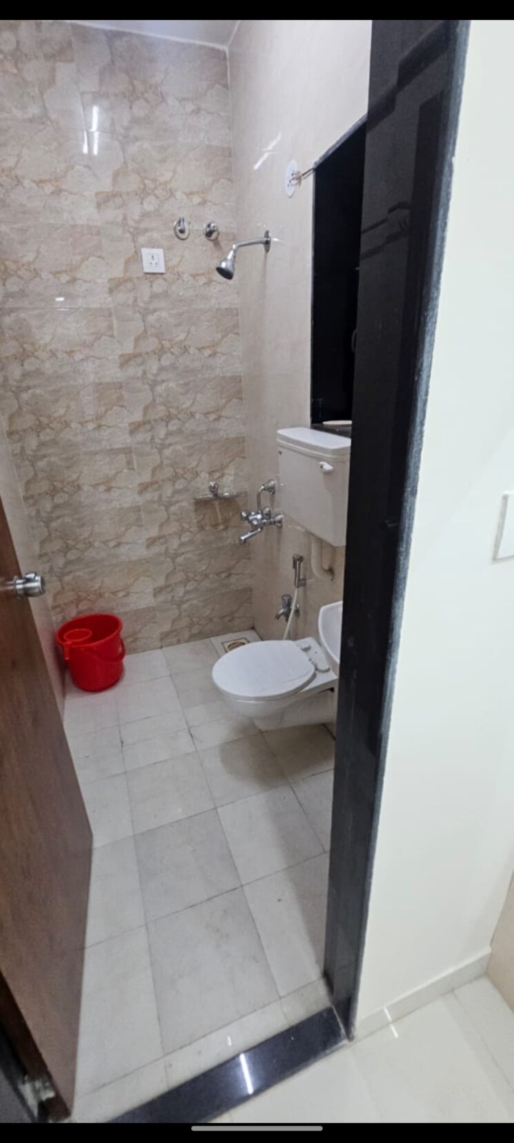 Bathroom, truearth-view 2 Bedroom 527 Sq.Ft. Apartment In Vikhroli East Mumbai 8159839