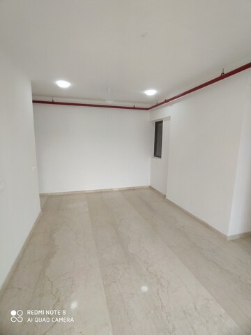 Room in 3 BHK Apartment at Kanakia Silicon Valley, Powai – for Rent