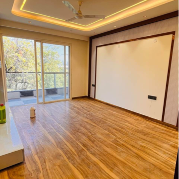 Master Bedroom in 4 BHK Builder Floor at Sector 48 – for Rent