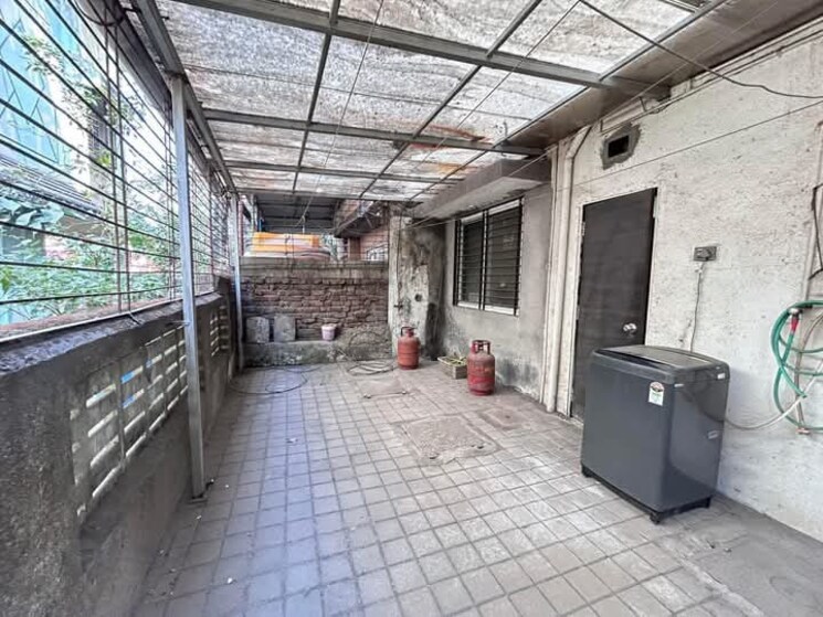  Parking, dombivli east 4 Bedroom 2800 Sq.Ft. Villa In Dombivli East Thane 8159854