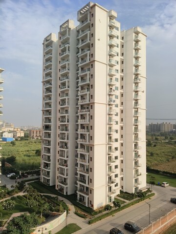 2 BHK Apartment – Exterior View View at Shree Vardhman Victoria, Sector 70 - for Rent
