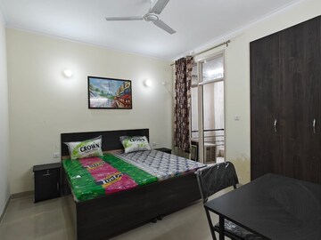 Bedroom in 2 BHK Builder Floor at Sector 30 – for Rent