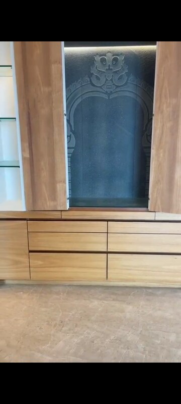 Room in 4 BHK Apartment at Raheja Imperia, Worli – for Sale