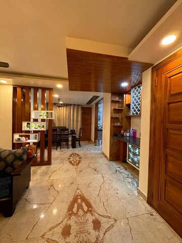 Bedroom in 3 BHK Builder Floor at Unitech South City 1, South City 1 – for Rent