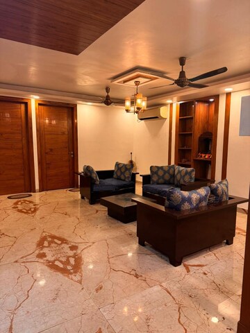 Living Room in 3 BHK Builder Floor at Unitech South City 1, South City 1 – for Rent