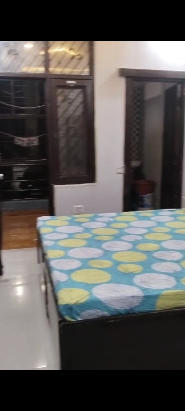 1 BHK Builder Floor For Sale in Vidhayak Colony