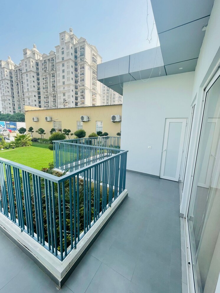 Balcony, sector 91 4 Bedroom 2160 Sq.Ft. Apartment In Sector 91 Mohali 8160081