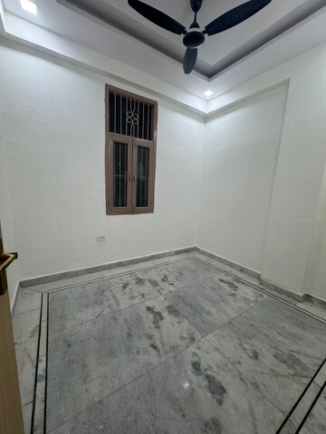 Room in 3 BHK Builder Floor at Royce Vaishali, Vaishali Sector 5 – for Sale