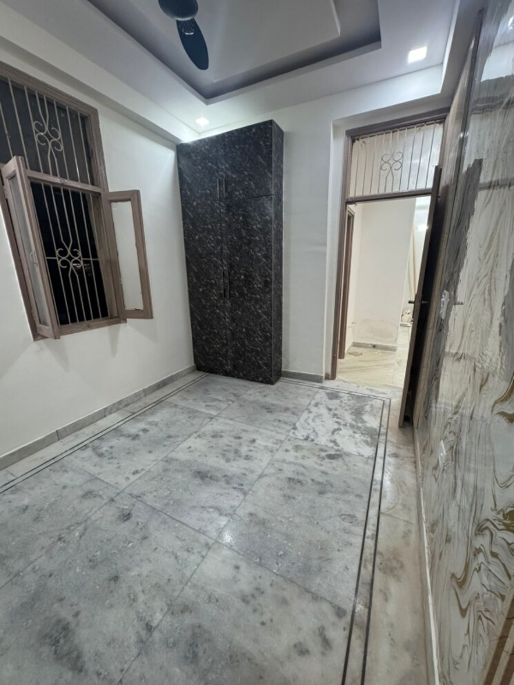 Room, royce-vaishali 3 Bedroom 1350 Sq.Ft. Builder Floor In Vaishali Sector 5 Ghaziabad 8160093