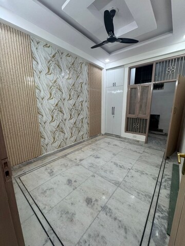 Room in 3 BHK Builder Floor at Royce Vaishali, Vaishali Sector 5 – for Sale