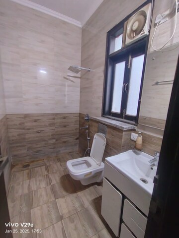 Bathroom in 3 BHK Builder Floor at RWA Residential Society Sector 46, Sector 46 – for Rent