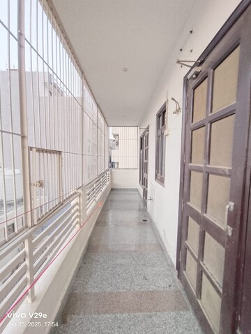 Balcony in 3 BHK Builder Floor at RWA Residential Society Sector 46, Sector 46 – for Rent