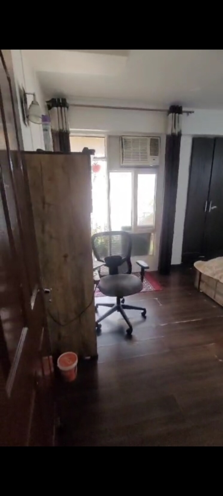 Bathroom, exotica-elegance 4 Bedroom 2050 Sq.Ft. Apartment In Vaibhav Khand Ghaziabad 8160117