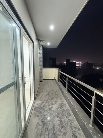 Balcony in 3 BHK Builder Floor at Sector 57 – for Rent