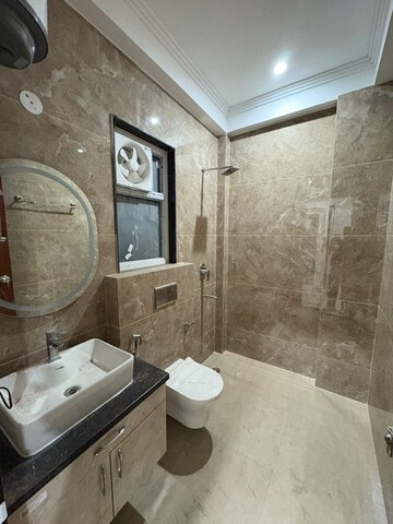 Bathroom in 3 BHK Builder Floor at Sector 57 – for Rent