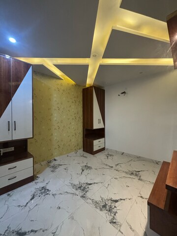 Bedroom in 2 BHK Builder Floor at Uttam Nagar – for Rent