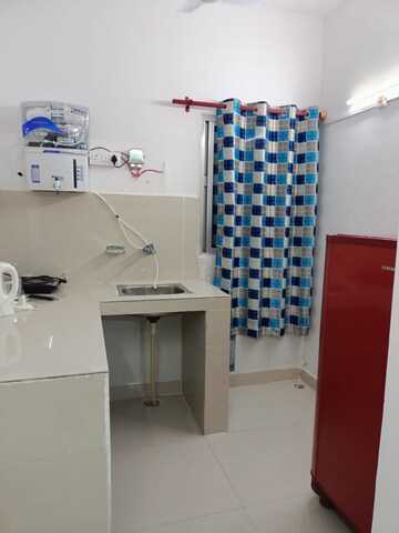 Master Bedroom in 1.5 BHK Builder Floor at Aliganj – for Rent