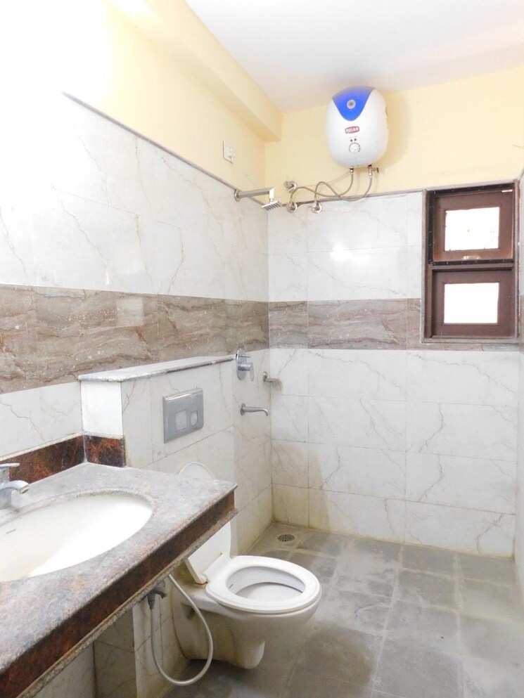 Bathroom, aditya-eden-woods 4 Bedroom 3815 Sq.Ft. Villa In Tellapur Hyderabad 8160271