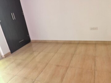 Room in 3.5 BHK Apartment at Gaur Saundaryam, Tech Zone 4 Greater Noida – for Sale