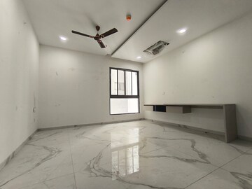 Room in 3 BHK Apartment at Jayabheri The Summit, Narsingi – for Rent