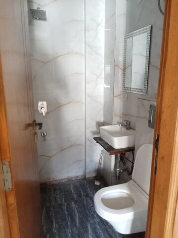 Bathroom in 2 BHK Builder Floor at Safdarjung Enclave – for Rent