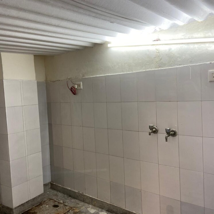 Bathroom, sector 45  204 Sq.Yd. Plot In Sector 45 Gurgaon 8160325