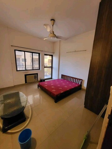 Living Room in 3.5 BHK Apartment at Ardee City Palm Grove Heights, Sector 52 – for Rent