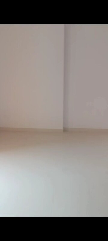 Room in 1 BHK Apartment at Tiara Hills, Mira Road – for Sale