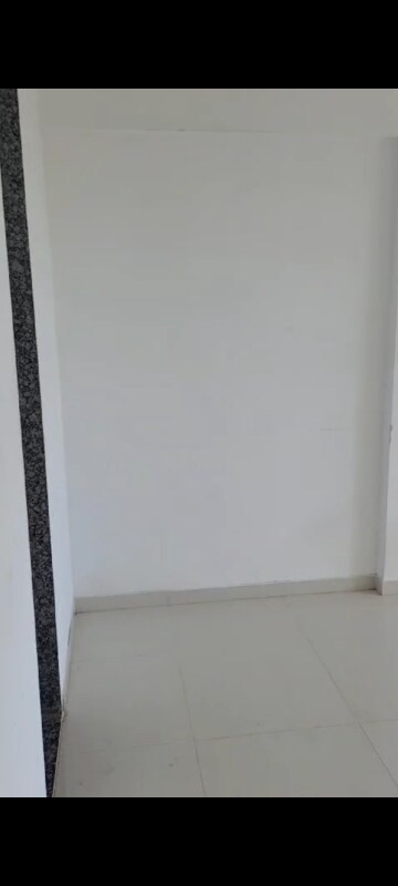 Room in 1 BHK Apartment at Tiara Hills, Mira Road – for Sale