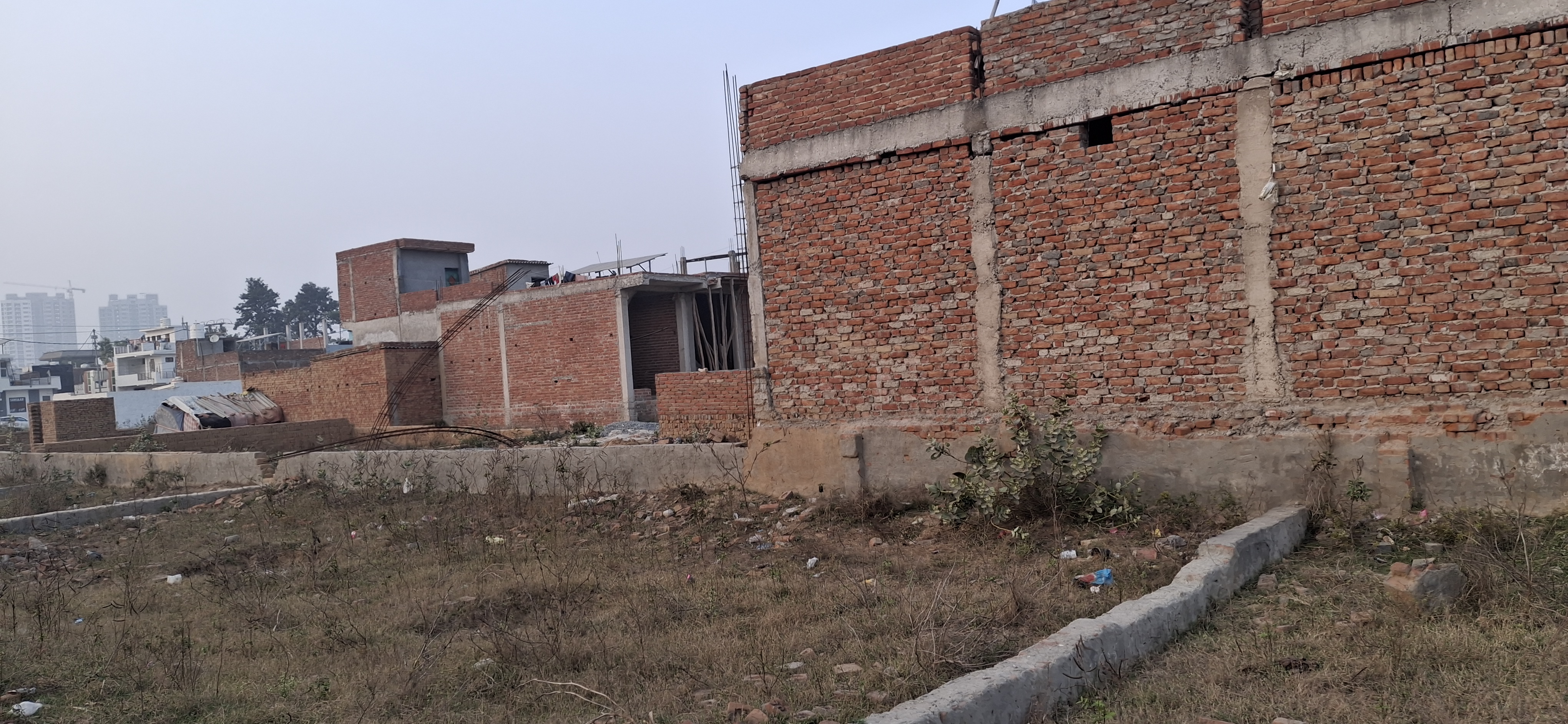 Plot For Sale in Mk Property 