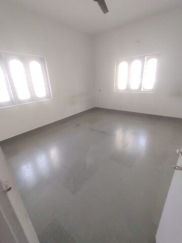 Room in 3.5 BHK Villa at Kapil Classic, Baner – for Rent