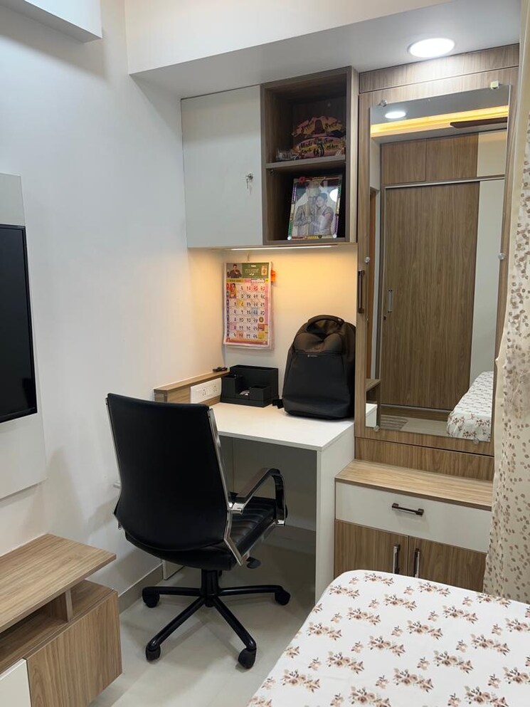 Master Bedroom, lodha-casa-maxima 2 Bedroom 644 Sq.Ft. Apartment In Mira Road Thane 8160389