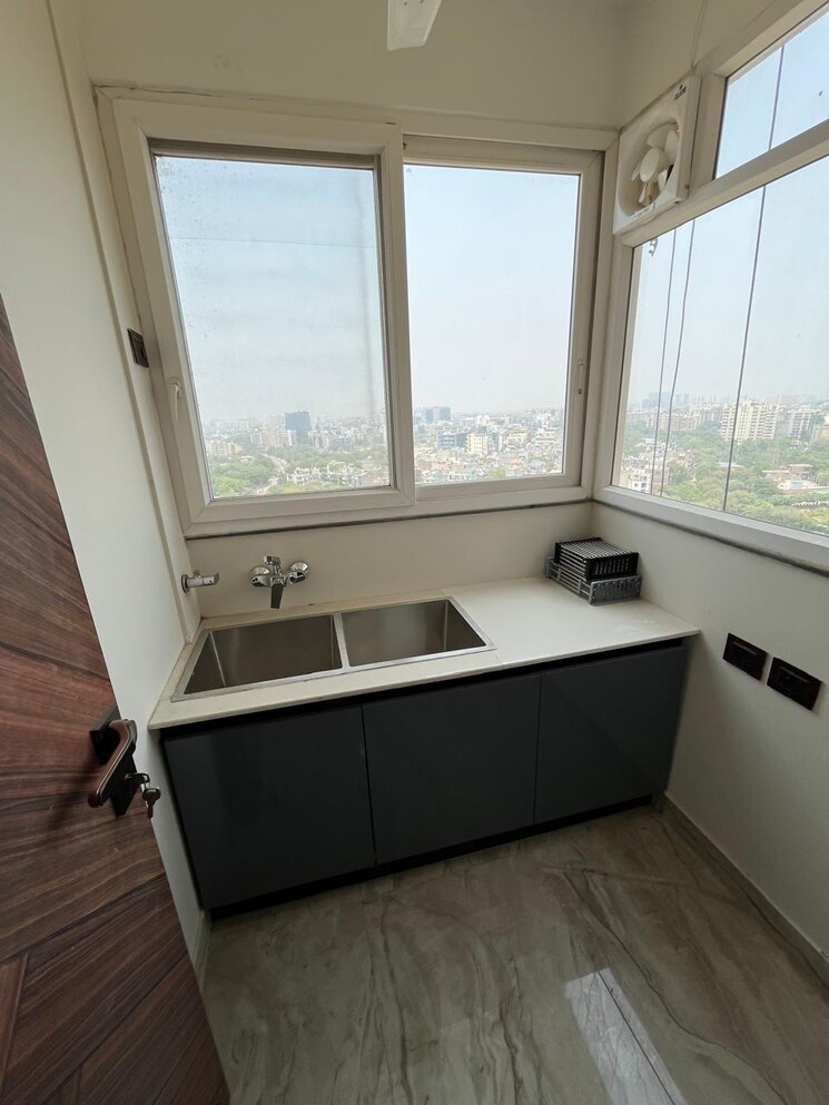 Kitchen, ansal-sushant-estate 3 Bedroom 1400 Sq.Ft. Apartment In Sector 52 Gurgaon 8160400