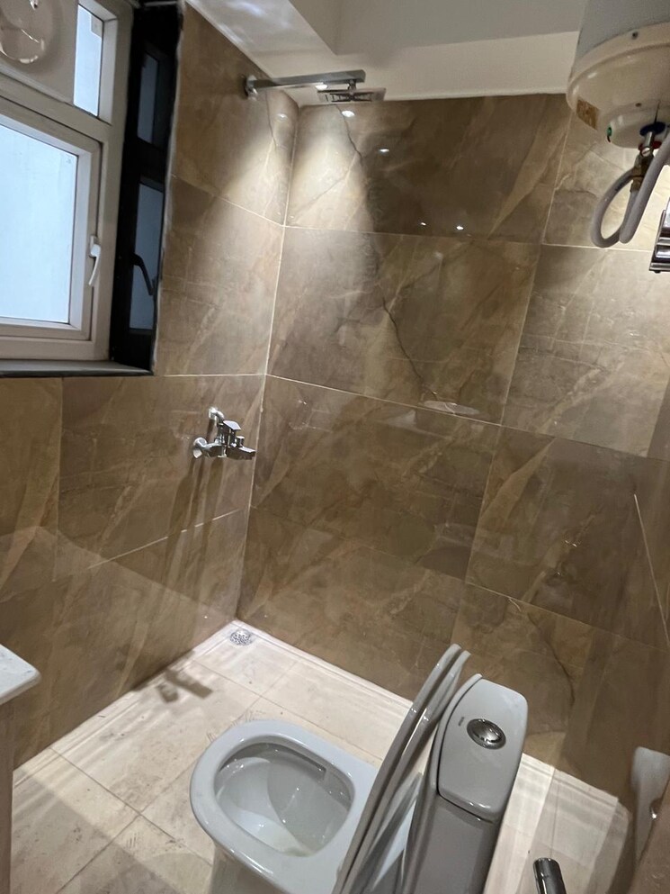 Bathroom, ansal-sushant-estate 3 Bedroom 1400 Sq.Ft. Apartment In Sector 52 Gurgaon 8160400