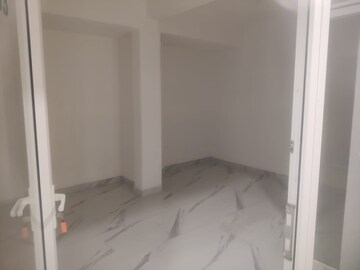 Room in 3.5 BHK Apartment at M3M Soulitude, Sector 89 – for Sale