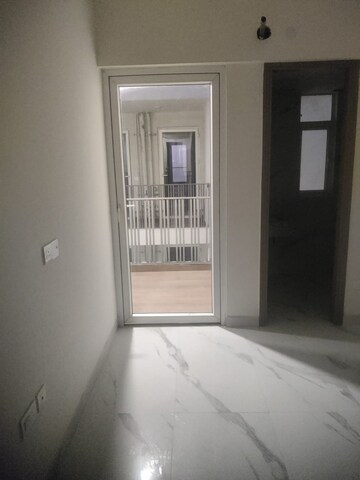 Room in 3.5 BHK Apartment at M3M Soulitude, Sector 89 – for Sale