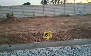 Plot For Sale in Hampinagar