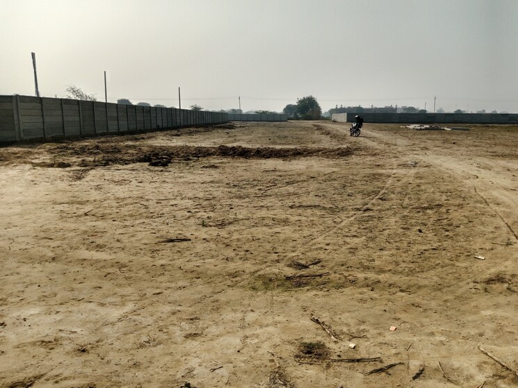 undefined, laramda  110 Sq.Yd. Plot In Laramda Agra 8160488