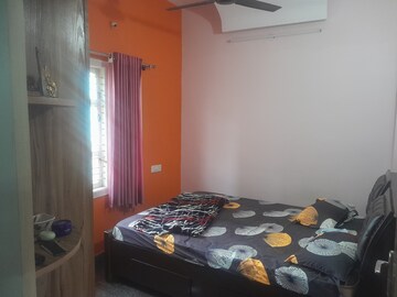 Bedroom in 3 BHK Builder Floor at Nri Layout – for Rent