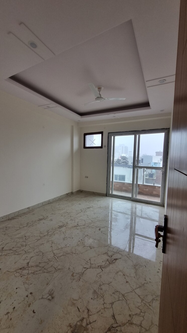 Balcony, new-palam-vihar-3 2 Bedroom 1144 Sq.Ft. Builder Floor In Sector 111 Gurgaon 8160617