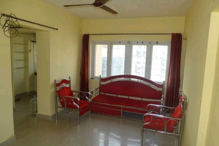 2 BHK + Pooja Room Apartment For Sale in Royal Palms