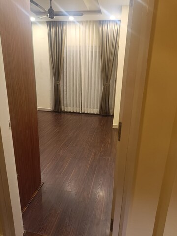 Room in 3 BHK Villa at Valmark City Ville, Bannerghatta Road – for Rent