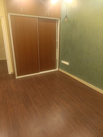 Room in 3 BHK Villa at Valmark City Ville, Bannerghatta Road – for Rent