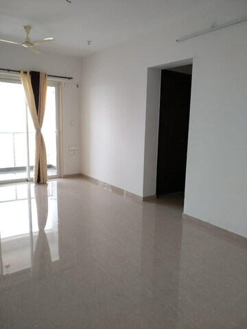 2 BHK Apartment For Rent in JP Decks, Goregaon East