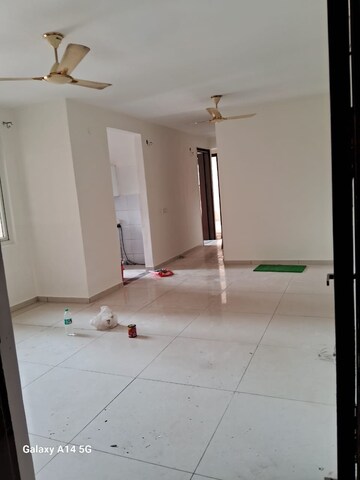 Room in 3 BHK Apartment at Motiaz Royal Citi, Ambala Highway – for Sale